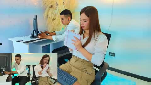 Snapshot of ariatna_andy chatting on March 14, 1:44 am ariatna_andy online show from March 14, 1:44 am