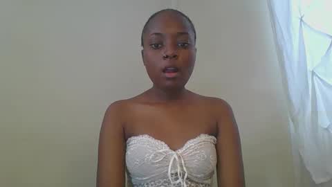 Snapshot of ariax_a chatting on March 8, 7:23 am Tight pussy online show from March 8, 7:23 am