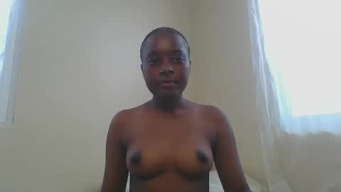 Snapshot of ariax_a chatting on March 17, 12:52 pm Tight pussy online show from March 17, 12:52 pm