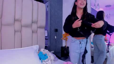 Welcome to Ari room online show from May 31, 8:32 pm