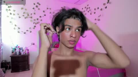 ariel_adan online show from September 28, 4:56 pm