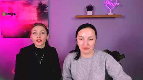 ariel_shadow online show from November 19, 1:55 pm