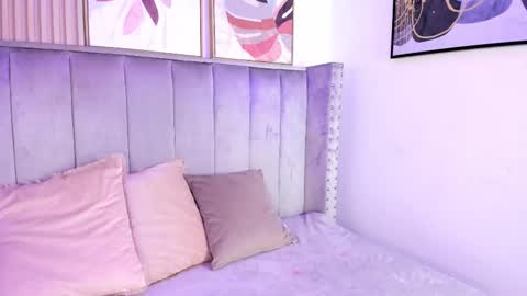 Ariel Wattson online show from October 18, 8:53 pm