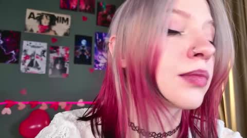 Snapshot of arielabradberry chatting on February 19, 2:24 pm Ariel online show from February 19, 2:24 pm