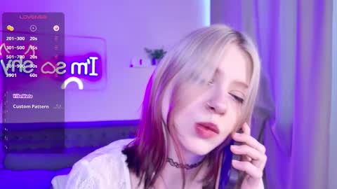 Snapshot of arielabradberry chatting on March 14, 1:27 pm Ariel online show from March 14, 1:27 pm