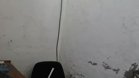 Snapshot of arield85 chatting on January 22, 7:45 pm Ariel online show from January 22, 7:45 pm