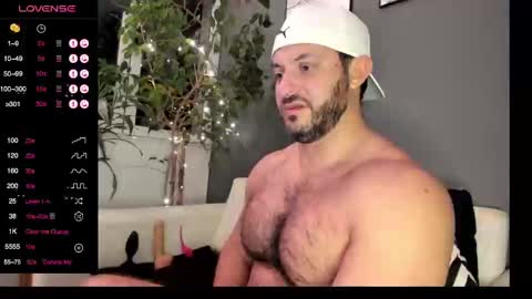 Ariel online show from December 22, 4:50 am