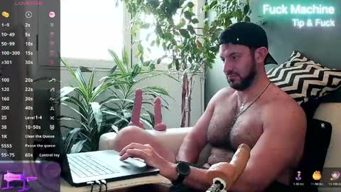 Ariel online show from June 3, 2:55 pm