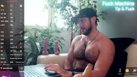 Ariel online show from June 20, 2:31 pm