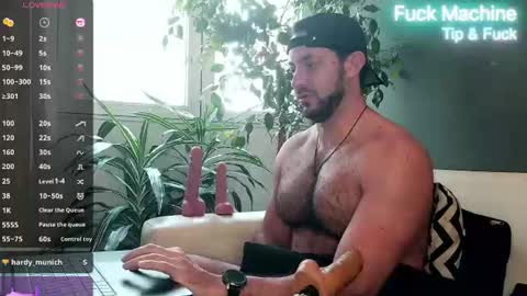 Ariel online show from June 28, 1:39 pm