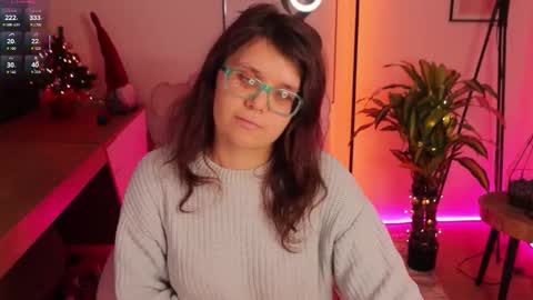 Snapshot of ariell_mini chatting on January 11, 7:19 pm Ariell Mini online show from January 11, 7:19 pm