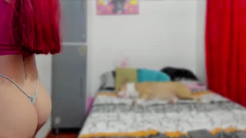 Snapshot of ariell_rose1 chatting on December 3, 5:53 am Stephany online show from December 3, 5:53 am