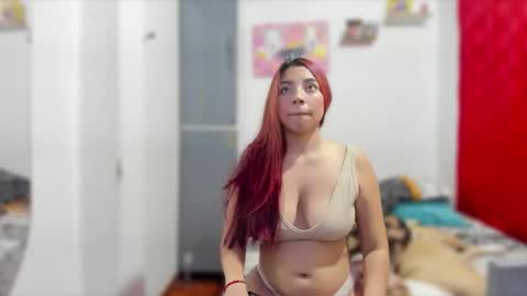 Snapshot of ariell_rose1 chatting on December 12, 5:52 am Stephany online show from December 12, 5:52 am