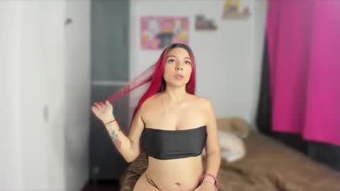 Snapshot of ariell_rose1 chatting on February 11, 6:30 am Stephany online show from February 11, 6:30 am