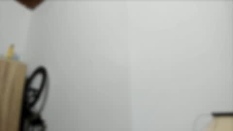 Snapshot of ariell_rose1 chatting on March 7, 2:41 am Stephany online show from March 7, 2:41 am