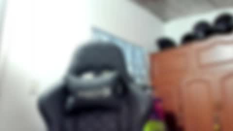 Stephany  online show from May 19, 2:18 am