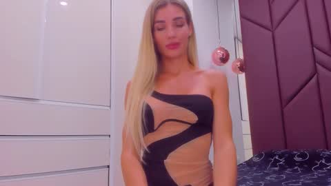 AriellaBlonde online show from September 12, 9:04 pm