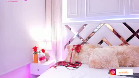 Ariellaboobs online show from March 17, 8:01 pm