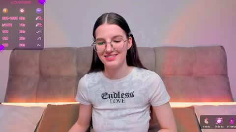 Ariella online show from March 3, 5:42 am