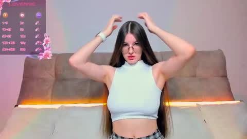 Ariella online show from December 1, 2:38 am