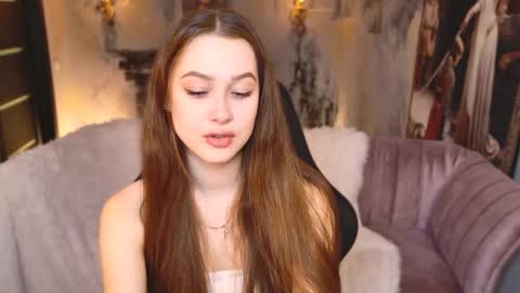 arielsykes online show from February 7, 6:11 pm