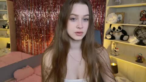 Snapshot of arielsykes chatting on April 5, 7:44 pm arielsykes online show from April 5, 7:44 pm
