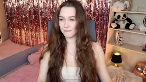 Snapshot of arielsykes chatting on April 23, 8:00 pm arielsykes online show from April 23, 8:00 pm