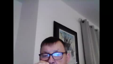 ariens online show from December 4, 1:14 am