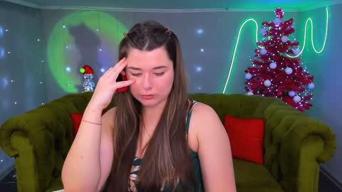 Ari online show from December 5, 3:17 pm