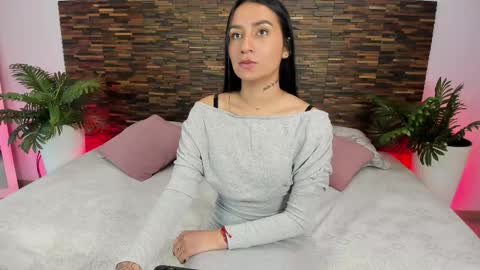 Snapshot of ariiaa_1 chatting on March 23, 1:37 pm ARIANNA online show from March 23, 1:37 pm