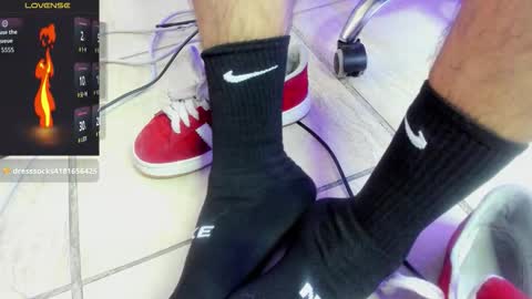 Ariies13 online show from November 7, 8:31 pm