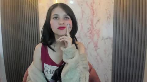Snapshot of arisha_lee2 chatting on January 15, 5:08 am arisha_lee2 online show from January 15, 5:08 am