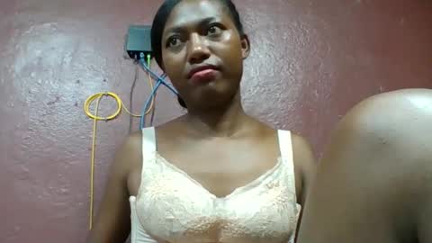 Snapshot of arisouh chatting on March 28, 7:02 pm arisouh online show from March 28, 7:02 pm