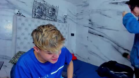 Snapshot of arissha_lee chatting on November 8, 3:12 pm celina online show from November 8, 3:12 pm