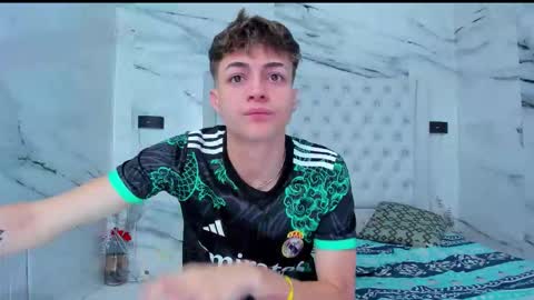 Snapshot of arissha_lee chatting on November 22, 1:10 pm celina online show from November 22, 1:10 pm