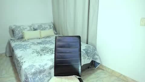 aristena_01 online show from May 10, 1:44 am