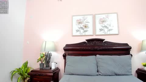 Ari  online show from March 21, 12:32 pm