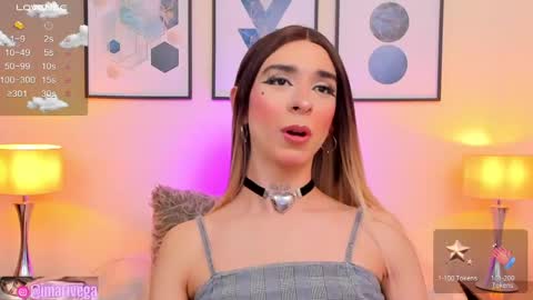 Snapshot of arivega chatting on December 13, 7:36 am Nice to meet you thumb up me please its important I LOOK MY BIO DOWN online show from December 13, 7:36 am