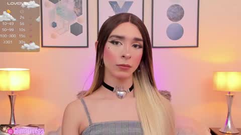 Snapshot of arivega chatting on December 13, 11:39 pm Nice to meet you thumb up me please its important I LOOK MY BIO DOWN online show from December 13, 11:39 pm