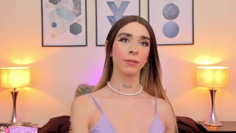 Snapshot of arivega chatting on January 29, 1:05 am Nice to meet you thumb up me please its important I LOOK MY BIO DOWN online show from January 29, 1:05 am