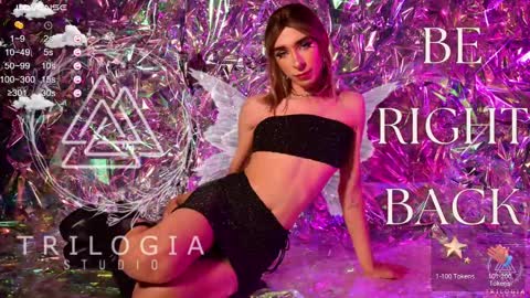 Snapshot of arivega chatting on February 10, 2:52 am Nice to meet you thumb up me please its important I LOOK MY BIO DOWN online show from February 10, 2:52 am