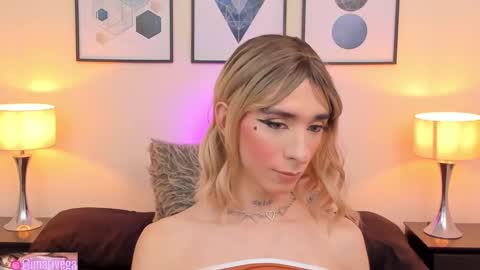 Snapshot of arivega chatting on February 25, 5:30 am Nice to meet you thumb up me please its important I LOOK MY BIO DOWN online show from February 25, 5:30 am