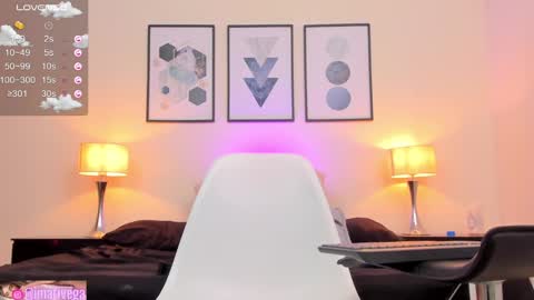 Snapshot of arivega chatting on February 26, 9:32 am Nice to meet you thumb up me please its important I LOOK MY BIO DOWN online show from February 26, 9:32 am