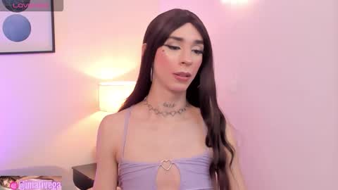 Snapshot of arivega chatting on September 26, 7:34 am Nice to meet you thumb up me please its important I LOOK MY BIO DOWN online show from September 26, 7:34 am