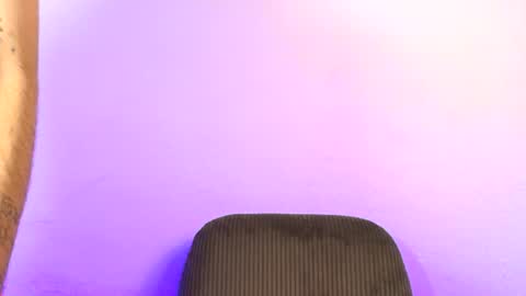 Snapshot of arivega chatting on June 26, 12:53 pm Nice to meet you thumb up me please its important I LOOK MY BIO DOWN online show from June 26, 12:53 pm