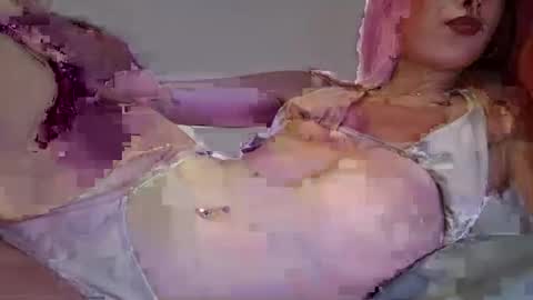 Snapshot of arlamoonx chatting on June 14, 3:58 pm arlamoonx online show from June 14, 3:58 pm