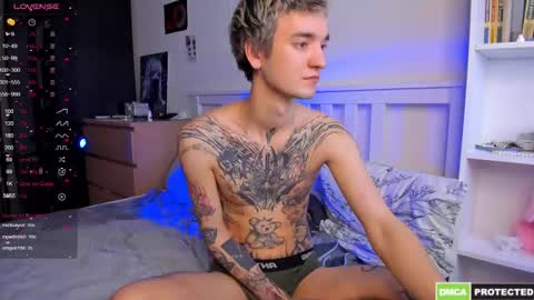 Snapshot of arlenhere chatting on March 12, 1:25 am Mia Arlen online show from March 12, 1:25 am