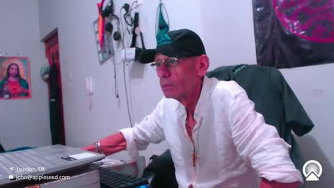 armaduradeacero online show from October 11, 10:03 am