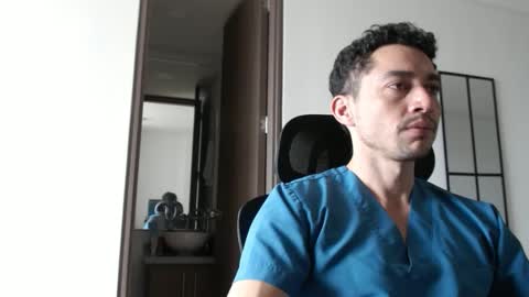 Armand online show from October 3, 5:32 pm