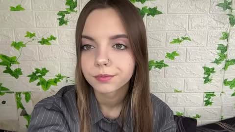 Lisa online show from June 3, 2:08 pm